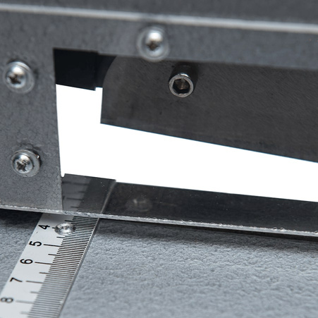 Gilotyna do cięcia metalu XD-322