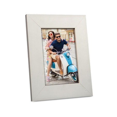 Wooden frame for photos 10x15 - white color